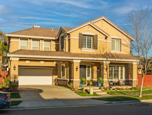 16834 Train Station Ct, Lathrop CA  95330-8638 exterior