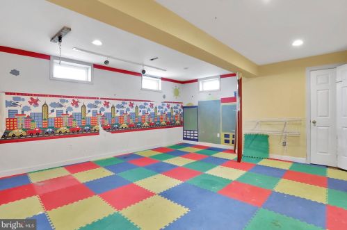 20 Cool Springs Ln, Charles Town WV  25414-4647 exterior