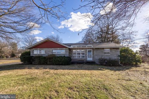1524 Keim St, Pottstown, PA 19465-7676