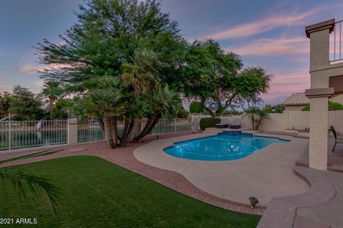 532 Candlewood Ln, Gilbert, AZ 85233-6846