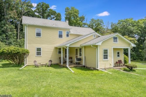 145 Allens Corner Rd, Flemington, NJ 08822-5617