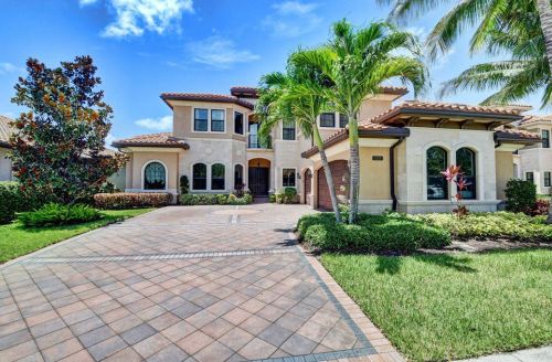 8285 Hawks Gully Ave, Delray Beach FL  33446-9674 exterior