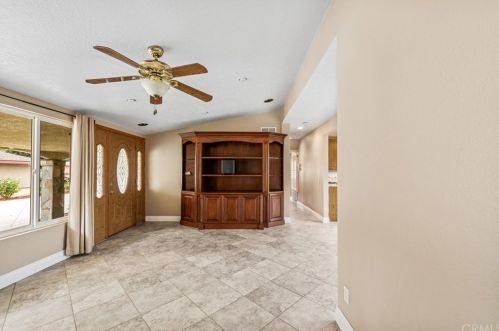 818 South St, Anaheim CA  92805-4415 exterior