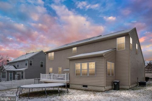 16367 Boatswain Cir, Woodbridge, VA 22191-3076