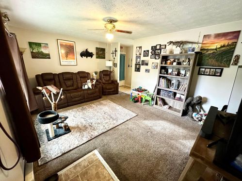 2899 Craven Dr, Marion OH  43302-8675 exterior