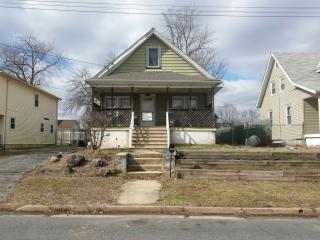 751 Drake Ave, Middlesex NJ  08846-2143 exterior