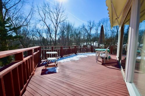 441 Deanview Dr, Cincinnati OH  45224-1415 exterior