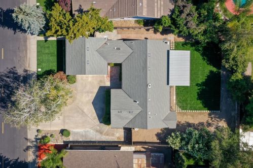 6718 Panorama Dr, Riverbank, CA 95367-2113
