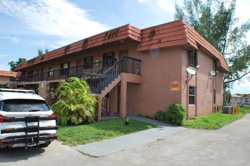 6465 27th Ave, Hialeah, FL 33016-2882