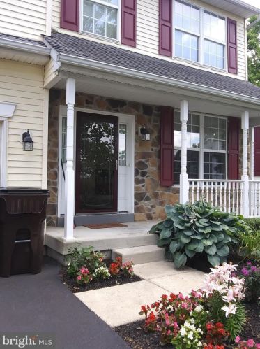 2956 Louisa Way, Gilbertsville, PA 19525-9315