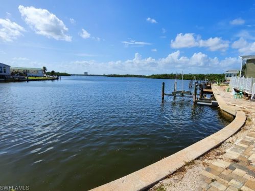 81 Blackbeard Way, Fort Myers Beach FL  33931-3409 exterior