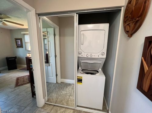 41 Desert Candle Cir, Lehigh Acres FL  33936-7360 exterior