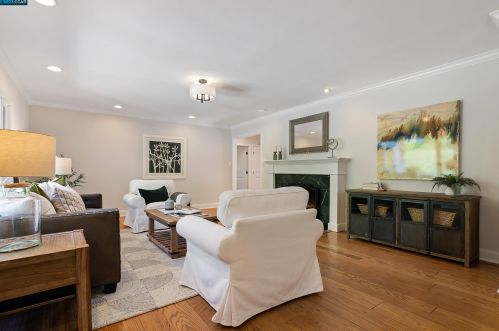 249 Overhill Rd, Orinda, CA 94563-3226