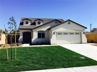 6859 Catawba Ave, Fontana, CA 92336-1309