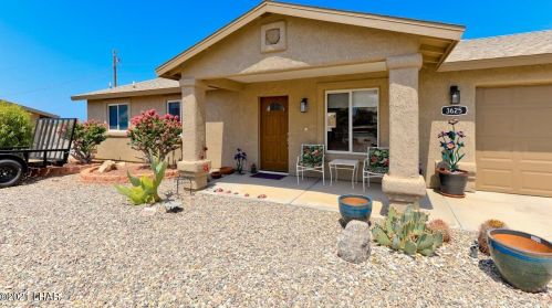 3625 Warm Springs Dr, Lake Havasu City, AZ 86406-6363