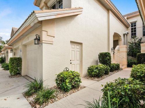 7834 Gardner Dr, Naples, FL 34109-0607