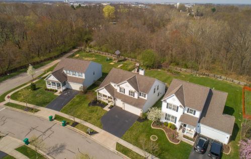 7440 Old Riv Dr, Blacklick OH  43004-7126 exterior