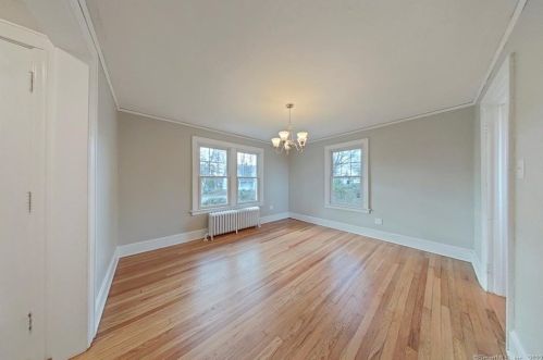 35 Riverview Rd, Rocky Hill CT  06067-1569 exterior