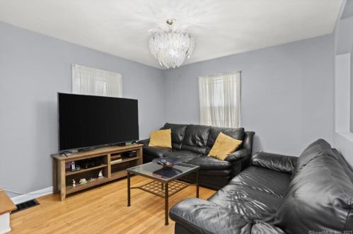 248 Culloden Rd, Stamford, CT 06906-2113