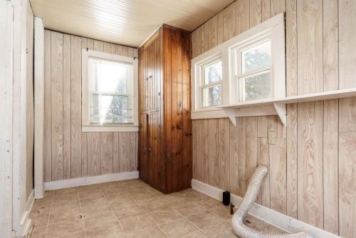 410 Allen St, Clinton WI  53525-9482 exterior