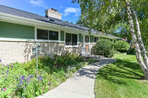 13900 Ferguson Rd, Waukesha, WI 53151-2408