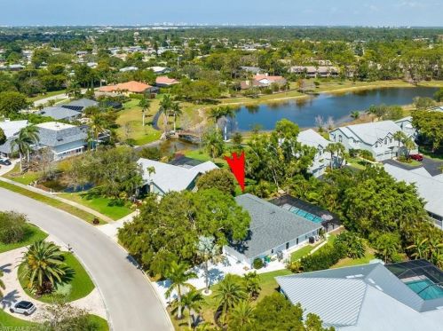 2215 Royal Ln, Naples, FL 34112-5322