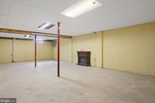 5447 Pond Rd, Harrisburg PA 17111-3765 exterior