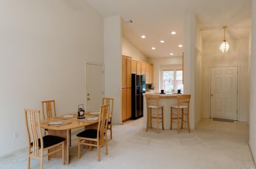 14 Lande Way, Yountville, CA 94599-1439