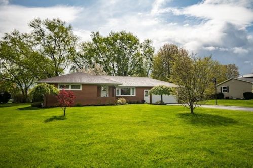 1049 Wilhelm Rd, Hermitage PA  16148-3746 exterior