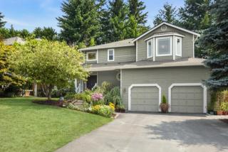 12904 177th Pl, Redmond, WA 98052-1247