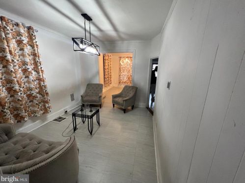 1208 Walnut St, Harrisburg PA  17103-2237 exterior