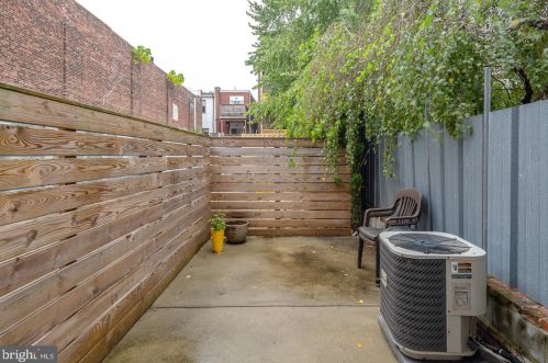 932 Hancock St, Philadelphia PA  19123-2304 exterior