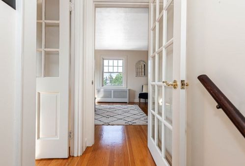 71 Lake St, Arlington, MA 02474-8540