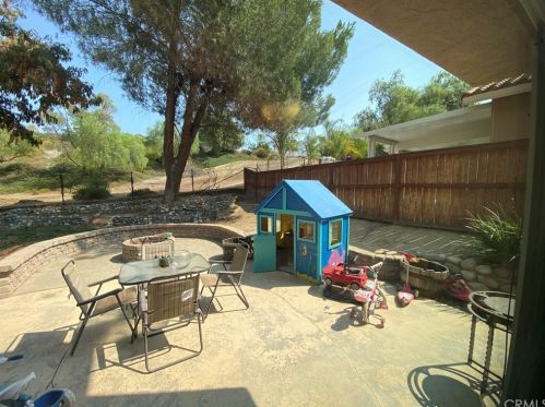 39754 Roripaugh Rd, Temecula CA  92591-6117 exterior