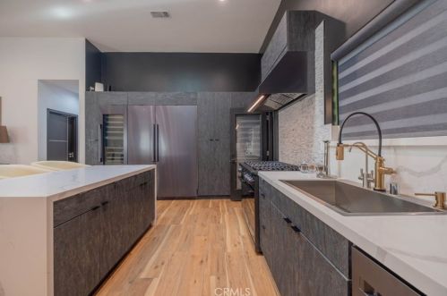 3411 Chevy Chase Dr, Glendale CA  91206-1418 exterior