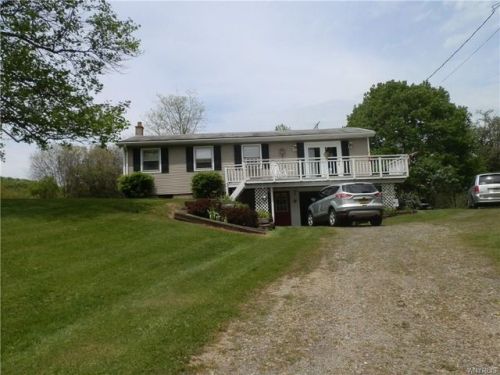 1608 Cheney Rd, Sandusky, NY 14065-9743