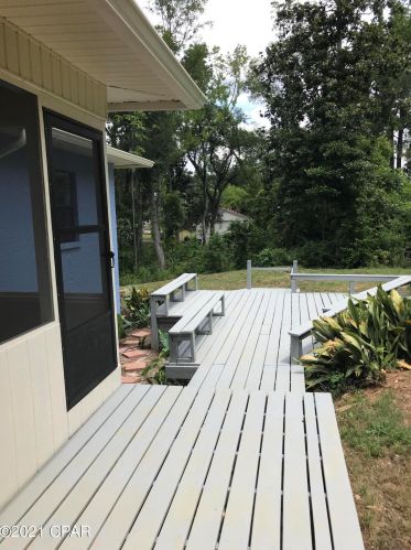 2956 Caledonia St, Marianna FL  32446-3004 exterior
