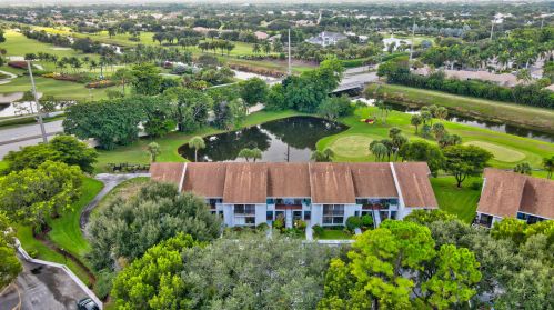 5020 Golfview Ct, Delray Beach, FL 33484-8550