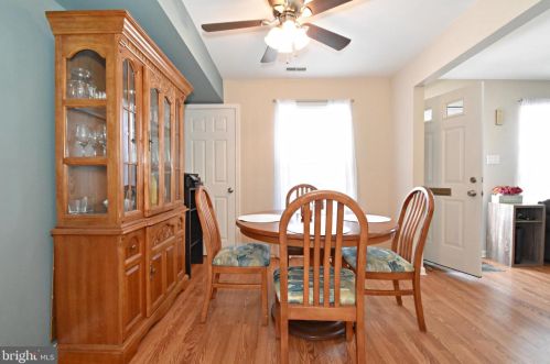 1109 Harbour Dr, Palmyra NJ 08065-2218 exterior