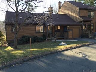 19 Putnam Ln, Avon, CT 06001-4530