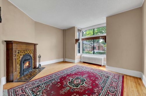 347 Edmund Ave, Saint Paul, MN 55103-1710