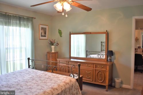 94 Whitaker Way, Camden-Wy DE  19934-4508 exterior