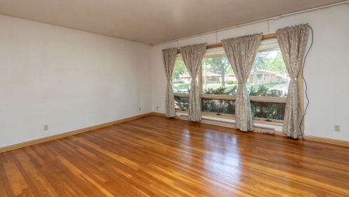 4124 89, Milwaukee WI 53228-2210 exterior