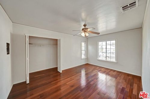 825 Verdugo Rd, Glendale CA  91206-2536 exterior