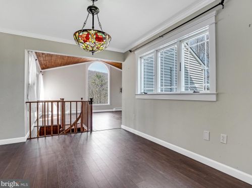 42 Overlook Dr, Primrose PA  17901-4028 exterior