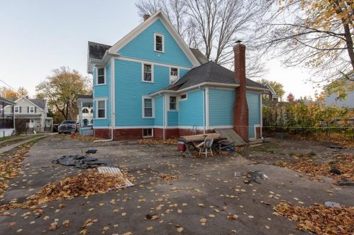 50 Trent St, Woonsocket RI  02895-1039 exterior