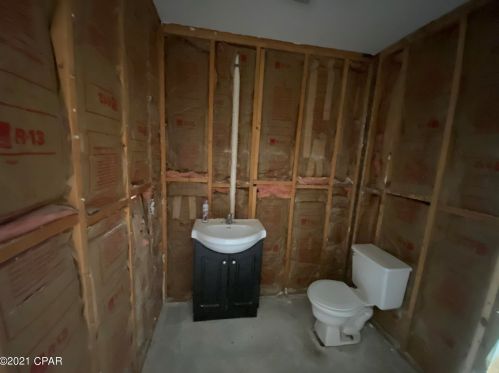 2078 Church St, Marianna FL  32448-2587 exterior