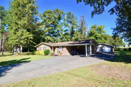 204 Macon Dr, Gadsden, AL 35905-1320