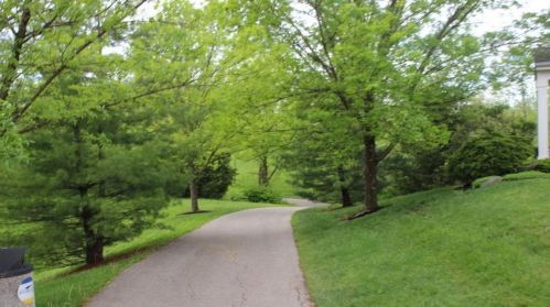 153 Wellington Dr, Florence KY  41042-7719 exterior