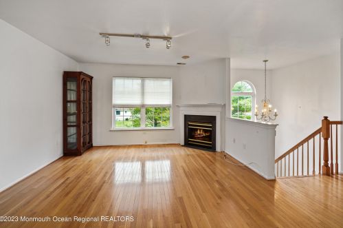 410 Deuce Dr, Belmar, NJ 07719-9477